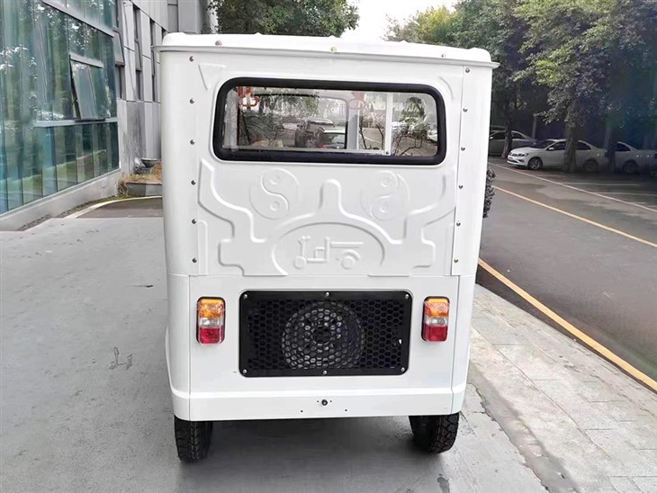 2.150cc passenger bike